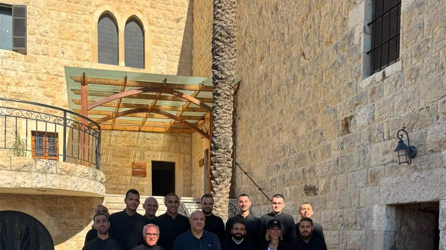 رئيس الجمهورية والسيدة الأولى زارا دير كفيفان