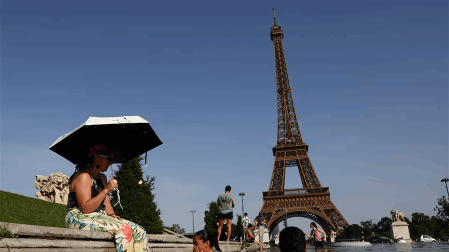 Power cuts in France leave thousands sweltering amid scorching heatwave