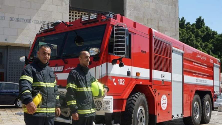 الدفاع المدنيّ نقل جثمان الشهيد حسين الساطي من مدينة صيدا 
