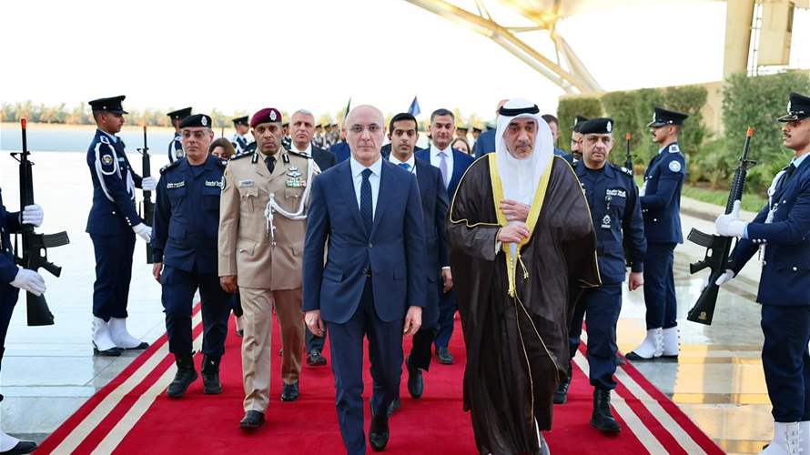  وزير الداخلية في زيارة إلى الكويت... سلسلة لقاءات لتعزيز التعاون