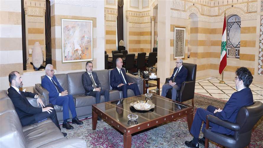 "تكتل الاعتدال الوطني" في السراي: ندعم قرارات الدولة اللبنانية