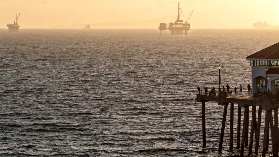Gulf oil exports jump in June on record UAE flows