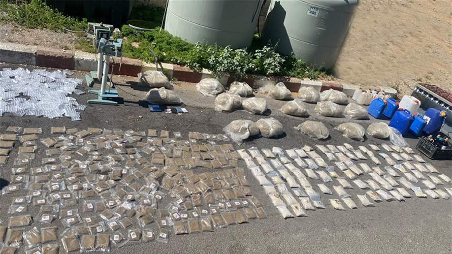 بالصور - الجيش يضبط كمية كبيرة من المخدرات ومواد أولية لتصنيعها خلال عمليات دهم في الهرمل