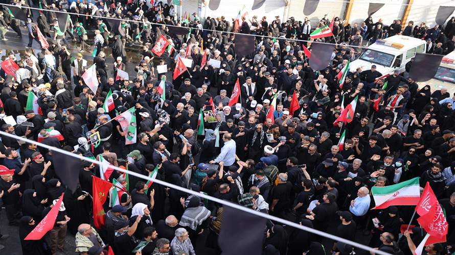 انطلاق موكب جنازة خامنئي في طهران