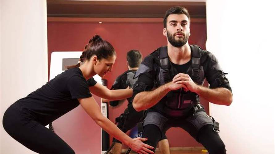 تقنية التحفيز الكهربائي للعضلات: هل تستبدل 20 دقيقة الرياضة التقليدية؟