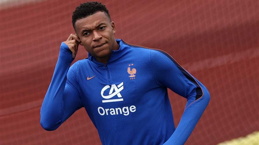 مبابي يرد على إساءات عنصرية من سيناتورة باراغواي… والاتحاد الفرنسي يتحرك قانونياً