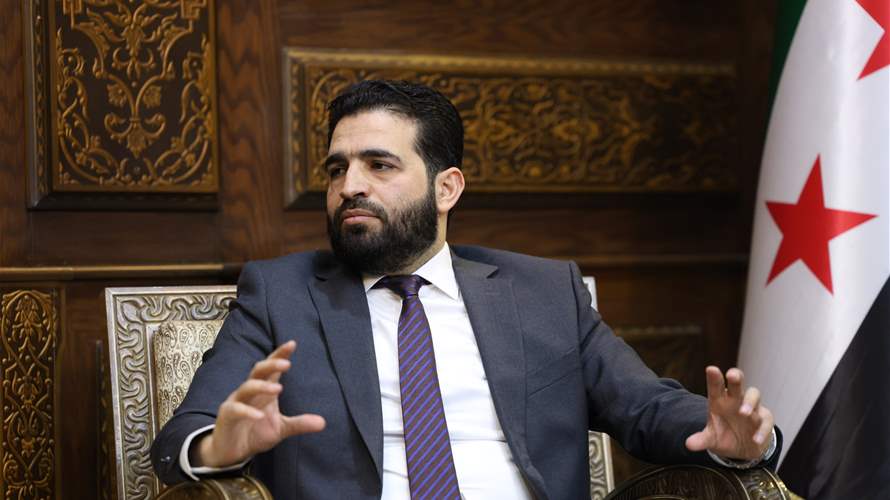 وزير الداخلية السوري يعلن توقيف خلية مسؤولة عن التفجيرين خلال زيارة ماكرون
