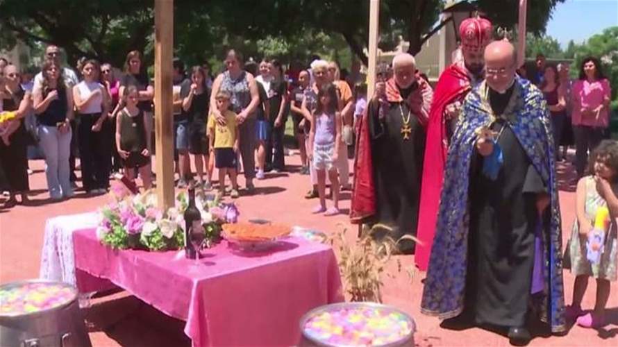 عيد vartavar يجمع بين الاحتفال الديني والتراشق بالمياه