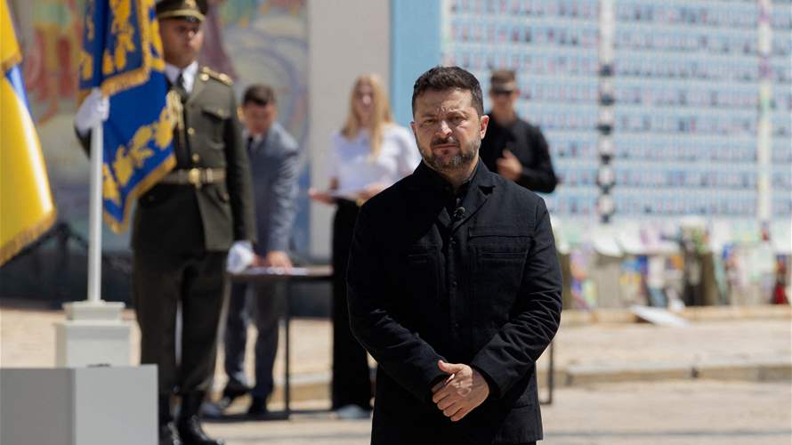 Zelensky calls for army 'unity' amid criticism for removing defence minister