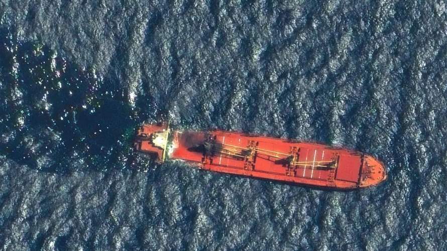 بيانات: سفن أخرى تغير مسارها في البحر الأحمر بعد تهديد الحوثيين