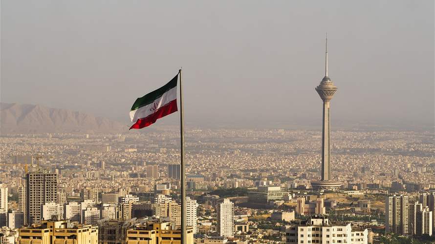 مراسلو فرانس برس: حريق بالقرب من فندق كبير في طهران 