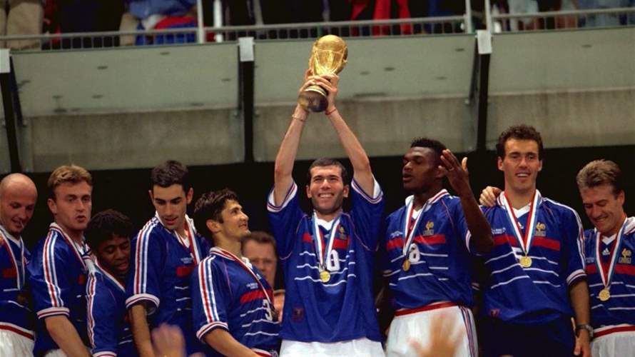 من بطل 1998 إلى قائد منتخب "الديوك"… زين الدين زيدان مدربًا جديدًا لفرنسا!