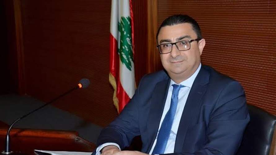 بلاغ بحث وتحرٍ بحق رياض سلامة واعتباره ممتنعا عن المثول أمام القضاء... وترك سمير حنا مقابل كفالة مليون دولار