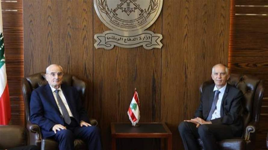 وزير الدفاع إستقبل السفير الفرنسي مودعا والسفير الصيني أكد استمرار بلاده في دعم لبنان والجيش