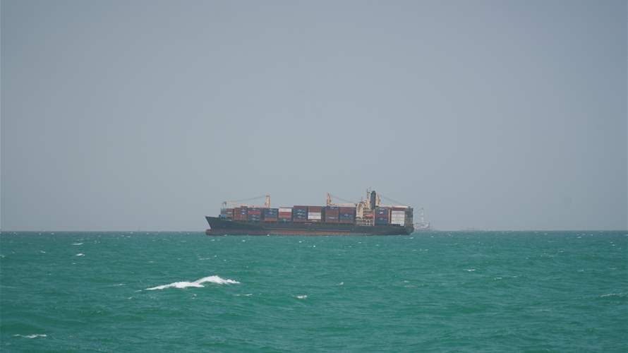 Six Saudi tankers turn away from Gulf of Aden, ship-tracking data shows