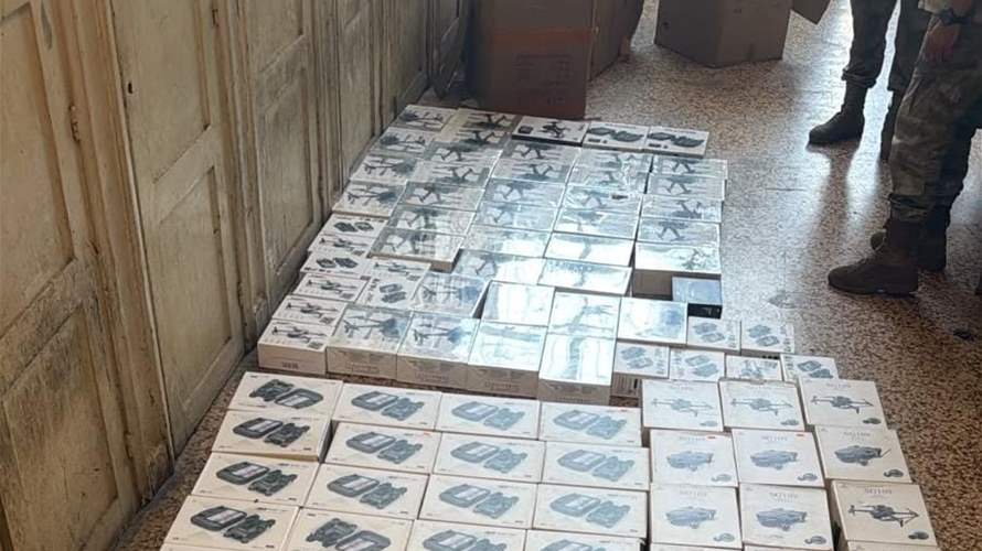 الجمارك: ضبط كمية كبيرة من الدرونات ودراجات نارية رباعية مقصوصة ومعاد تلحيمها