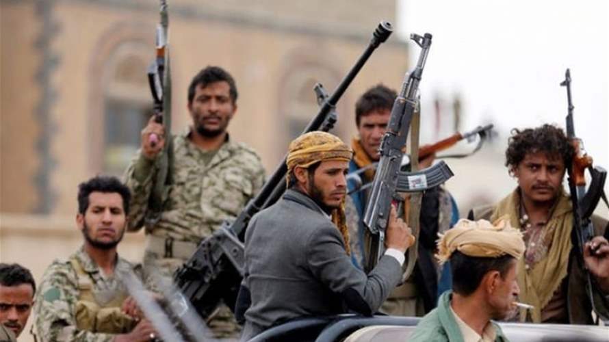 At least 30 Yemeni government troops killed in Houthi attacks, sources say