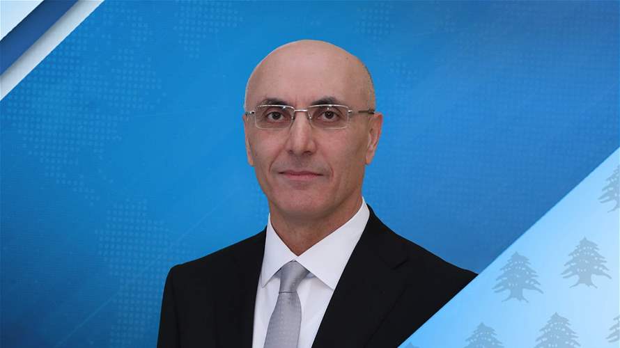 الوزير الحجار عرض مع زواره للمستجدات والأوضاع الأمينة