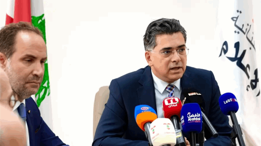 برعاية وزارة الإعلام... إطلاق مبادرة التأمين المجاني للوافدين العرب والأجانب إلى لبنان