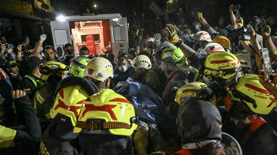 Colombia declares three days mourning for quake victims