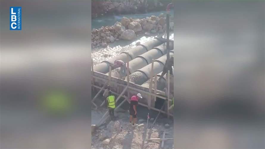 بدء تنفيذ عبارة مائية بديلة للجسر المدمّر في قاقعية الجسر