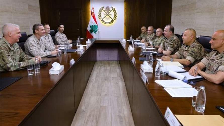 قائد الجيش استقبل الجنرال كليرفيلد وبحثا في التطورات في الجنوب والترتيبات الأمنية المتعلقة باتفاق الإطار