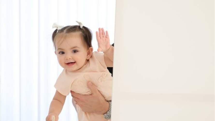 ملكة جمال لبنان سابقة تعلن انتظار مولودها الثاني… وابنتها الكبرى في موقف طريف (صور)