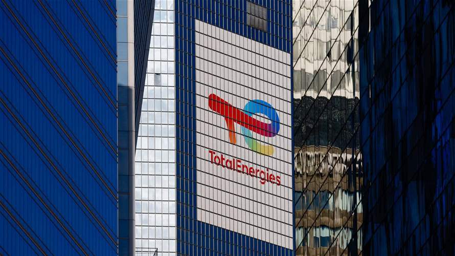 رئيس توتال إنرجيز: نربح من نقل النفط المباع بخصومات عبر مضيق هرمز