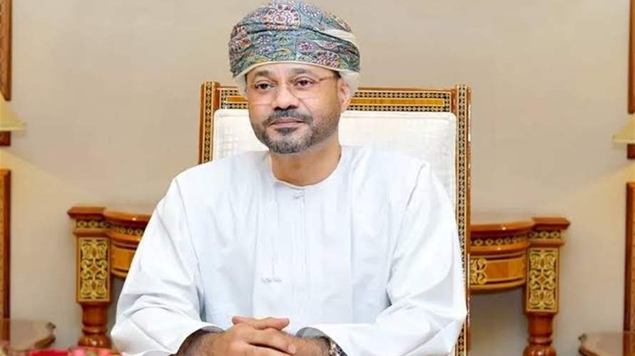 وزير الخارجية العماني يأمل "الإعلان قريبا" عن ممر ملاحي موقت في هرمز
