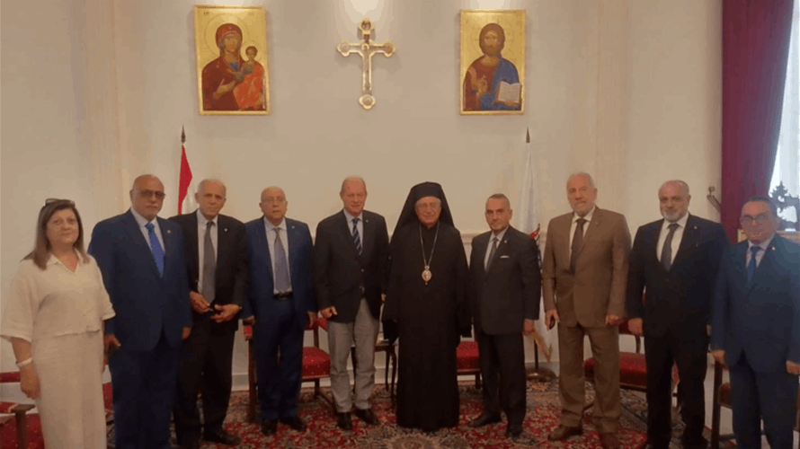 العبسي مستقبلاً النائب شمعون على رأس وفد من الوطنيين الأحرار : الأوطان لا تبنى بالتمنيات بل بالوحدة والعمل