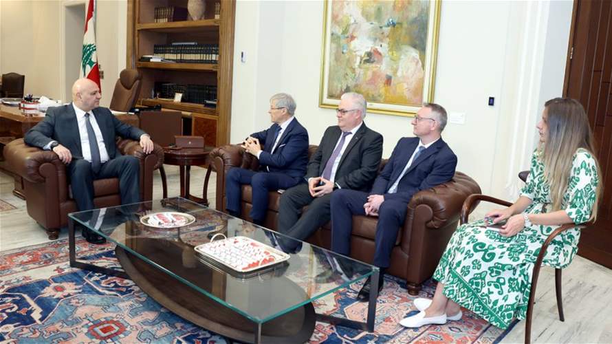 الرئيس عون إطّلع من مرشح رومانيا لمنصب الامين العام للمنظمة الدولية للفرانكوفونية داتشيان تشولوش على  رؤيته إلى مستقبل الفرانكوفونية وسبل تعزيزها وتفعيل دورها في العالم وضرورة مواكبتها لتطور العصر ولاسيما في المجال التكنولوجي