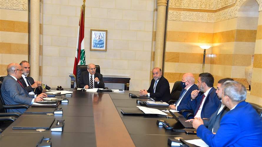 سلام ترأس اجتماعاً خُصّص لمتابعة المشاريع ذات الأولوية في الجنوب