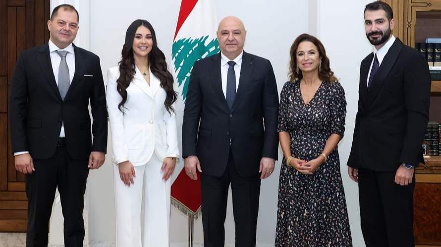 الرئيس عون استقبل ملكة جمال لبنان بيرلا حرب: مشاركتك الدولية تعطي صورة مشرقة عن لبنان