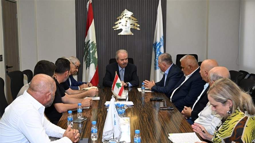 جابر بحث مع مصدري الخضار والفاكهة تسهيلات لتنشيط الصادرات الزراعية: الحكومة مستعدة للتعاون لدعم هذا القطاع