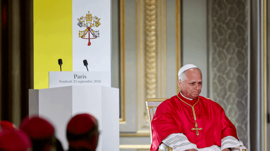 Pope warns against losing humanity in 'paradise of machines'