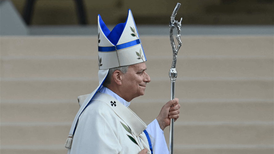Pope Leo starts open-air mass before hundreds of thousands in Paris