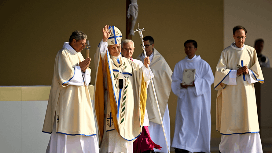 In pictures: Pope Leo XIV celebrates giant Paris mass in landmark visit