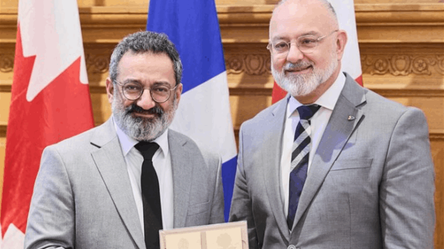 تكريم جورج خبّاز في كندا... أوّل فنّان لبناني يوقّع السجلّ الذهبي للمدينة