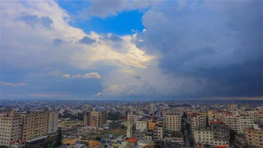 طقس متقلب مع احتمال امطار خفيفية...