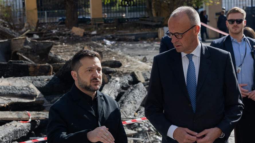 Kyiv bridge hit during German chancellor's visit