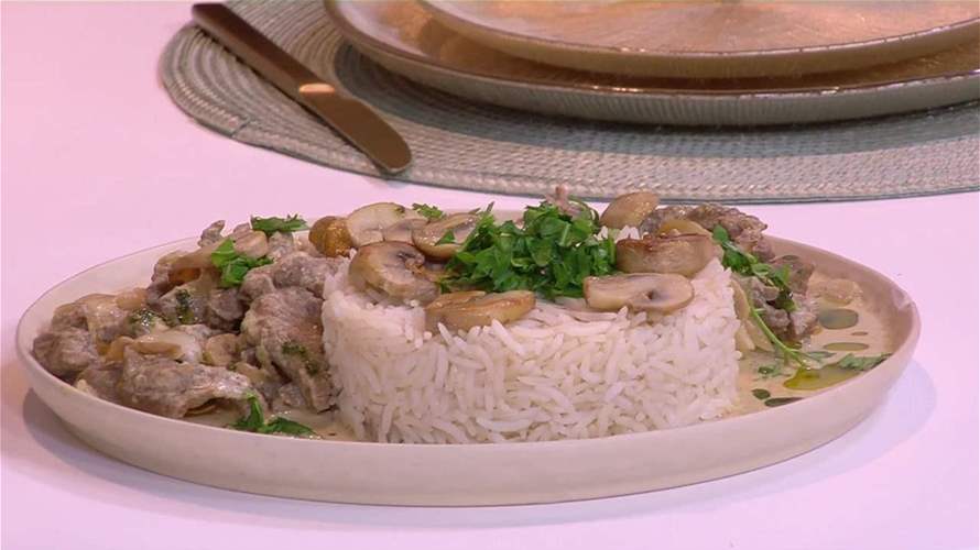 من أشهى الأطباق... إليكم وصفة "ستروغنوف اللحم" (فيديو)