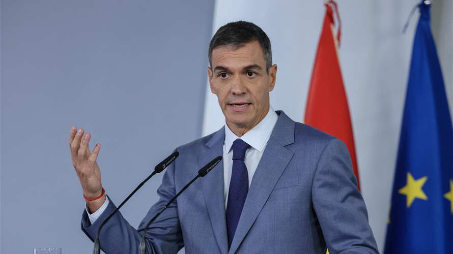 Spanish PM announces new housing decrees amid protests