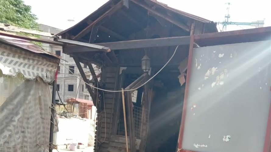 غارة من مسيرة اسرائيلية استهدفت كوخ "اكسبرس" قرب ثانوية حسن كامل الصباح في النبطية بدون وقوع اصابات
