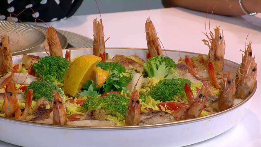 الباييلا بالأرز والمأكولات البحرية… طبق إسباني غني بالنكهات مع الشيف فادي زغيب (فيديو)