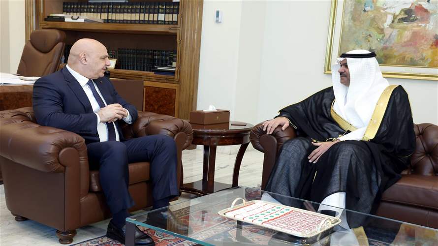 الرئيس عون استقبل السفير السعودي: اللبنانيون ينتظرون عودة أبناء المملكة الى زيارة الربوع اللبنانية وعودة الطيران السعودي
