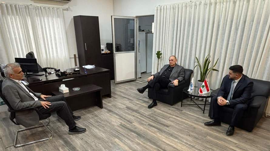 البستاني يزور مصلحة تسجيل السيارات في الأوزاعي ويشيد بتحسّن الأداء الإداري والتنظيم في الفرع