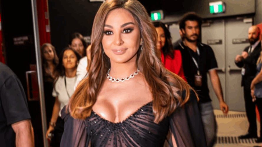 اليسا تحتفل بعيدها بحضور ابنتها الروحية... وأغنية من عاصي والوليد تشعل الأجواء (فيديو)