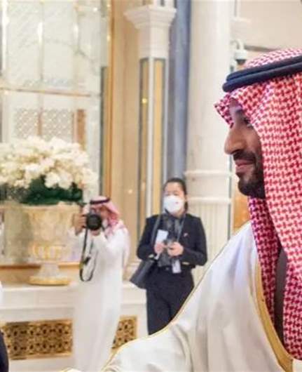 الأمير محمد بن سلمان يجري اتصالاً هاتفياً بالرئيس الصيني