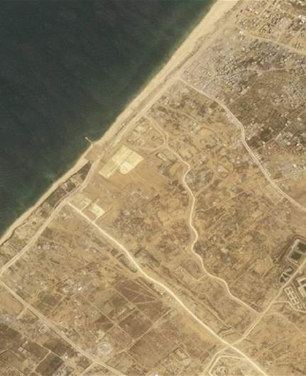 الجيش الأميركي يبدأ أعمال بناء رصيف بحري قبالة غزة