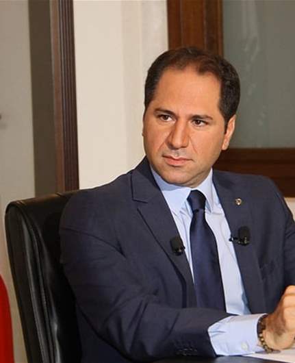 On LBCI, Samy Gemayel criticizes parliament session, emphasizes Hezbollah's role in displacement crisis - Interview highlights 